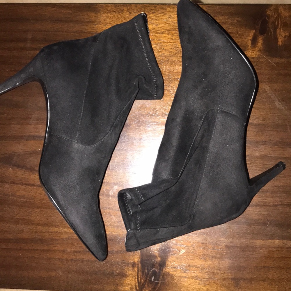 Kitten boot heels